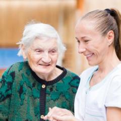 Speech Pathologist with a older female client