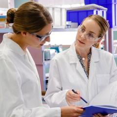 women working in lab