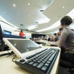 UQ teachers gain global accreditation with Higher Education Academy